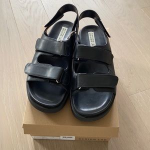 Design lab Bali black sandals - brand new with box